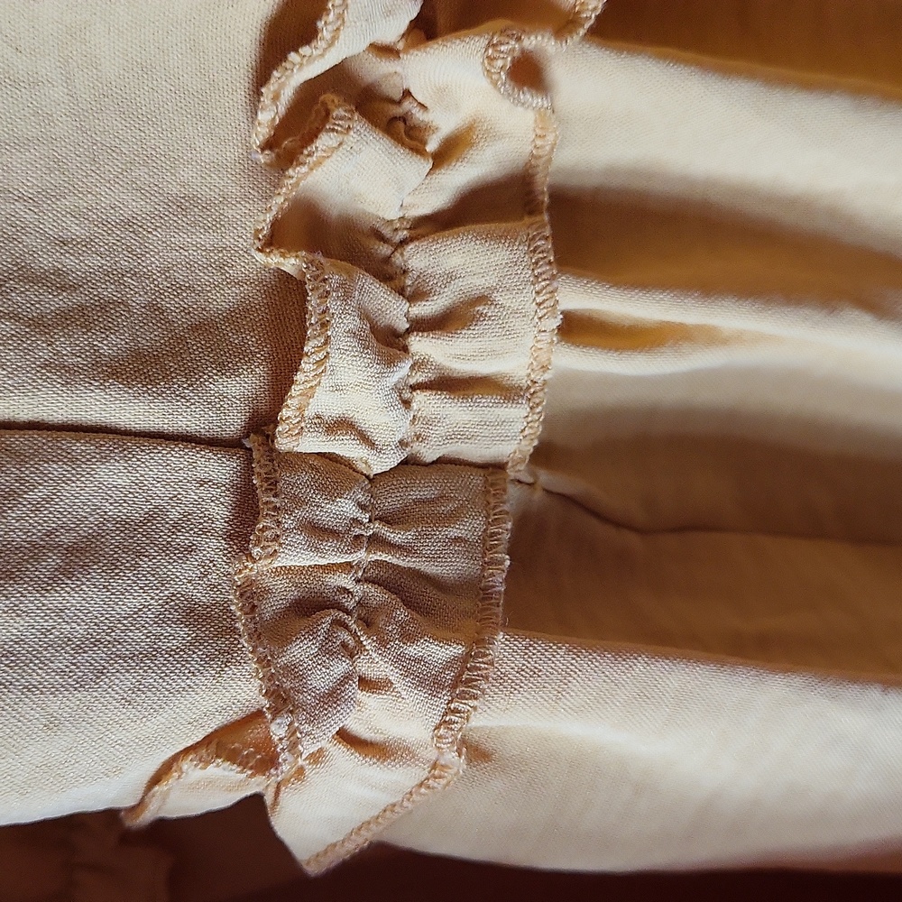 Iris Ruffled Dress - Picture 12 of 12